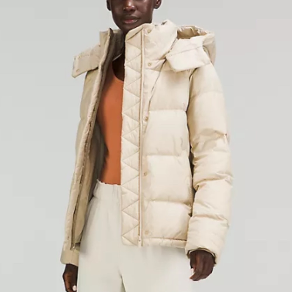 Pink Lululemon Wunder Puff jacket